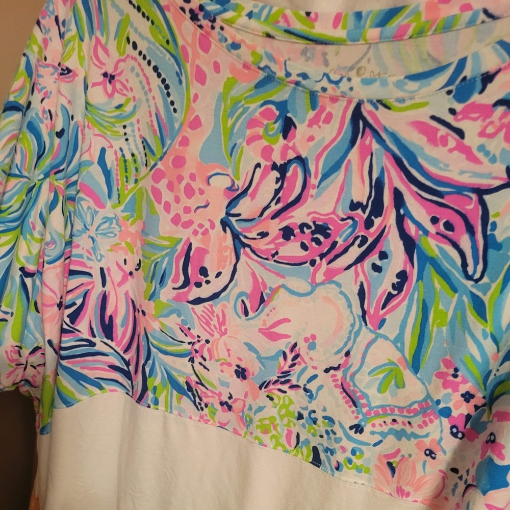 Barely worn!! Great condition I just am not into lily anymore so ENJzoY
